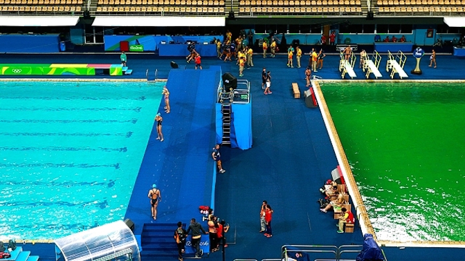 Co se stalo přes noc v areálu Maria Lenk Aquatic Centre, pořadatelé netuší.