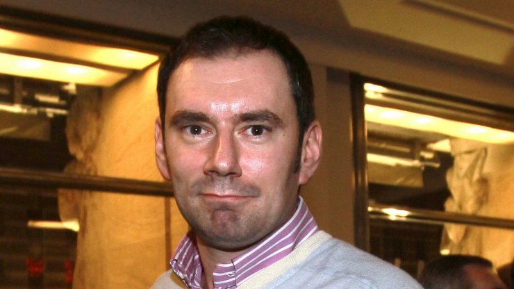 Po roce od svatby zbyly Emanuelovi Ridimu slzy pro pláč: S manželkou Sárou oznámili rozchod