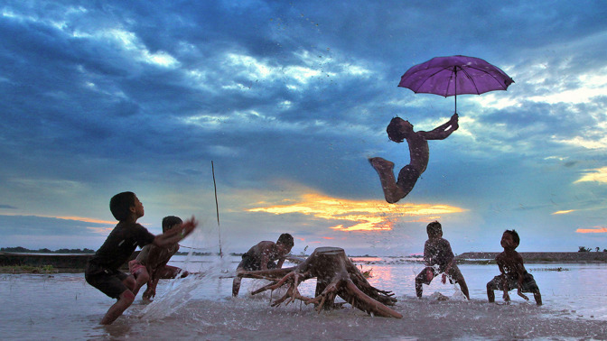 Snímek Sujana Sarkara porazil dalších 7 000. Porotu zaujaly barvy, které mu dodaly působivou atmosféru.