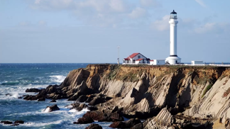 Majáky působí majestátním dojmem.