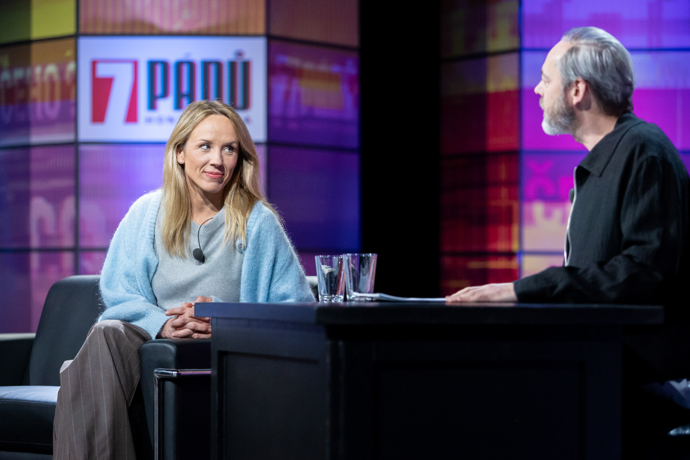 Petra Hřebíčková v pořadu 7 Pádů Honzy Dědka.