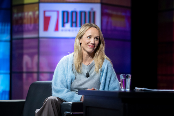 Petra Hřebíčková v pořadu 7 Pádů Honzy Dědka.