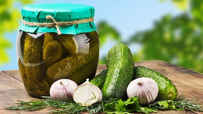 Nakládačky jako přírodní antidepresiva? Podle vědců příznivě působí na mozek.