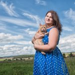 Klára Nevečeřalová absolvovala na České zemědělské univerzitě kynologii. Je milovnicí všech zvířat a stala se odbornicí i na kočky.