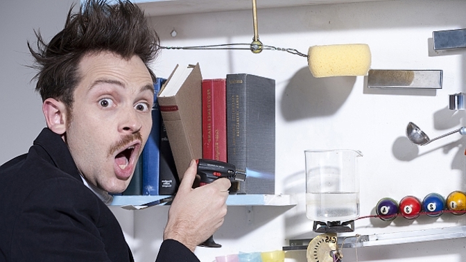 Joseph Herscher svůj život zasvětil navrhování více či méně bizarních zařízení.