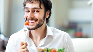 Tyto dresinky sice zvládnete za minutu, listy salátu však dochutí tak, že už je nebudete odkládat na okraj talíře.