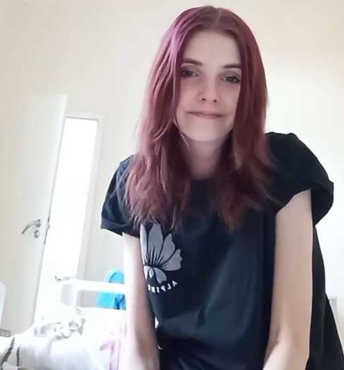 Shining Ája prohrála boj s nemocí.