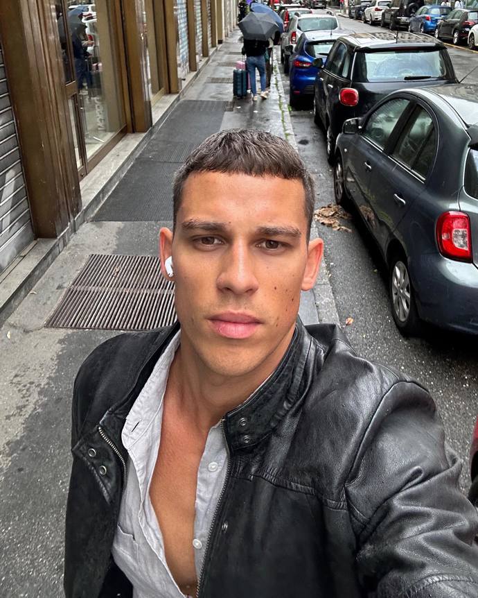 Adrian Chabada se věnuje reality.