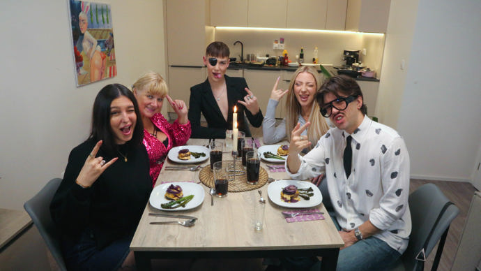 Celá týdenní sestava v pořadu Prostřeno. 