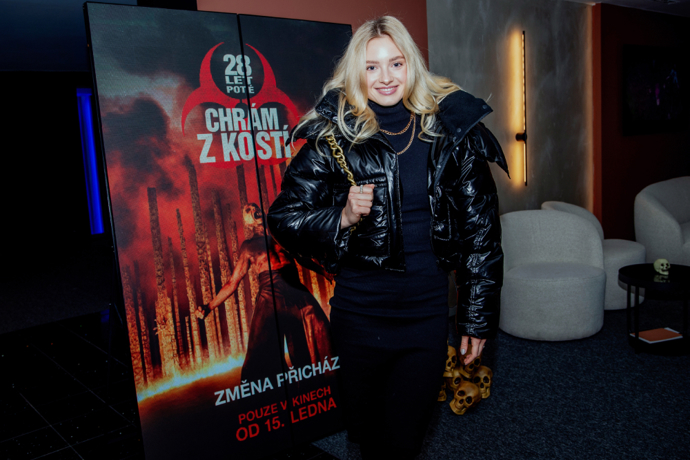 Kultovní postapokalypsa je zpět: 28 let poté: Chrám z kostí  