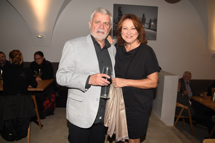 Herecký pár se dal dohromady během natáčení seriálu Ordinace v růžové zahradě. 