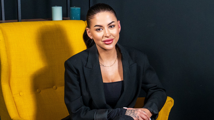 Extra host Valérie Bočková 02