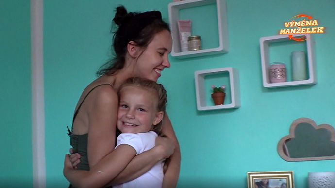 Michaela Tomešová si čtyři holčičky zamilovala a prožila s nimi hodně dobrodružství. 