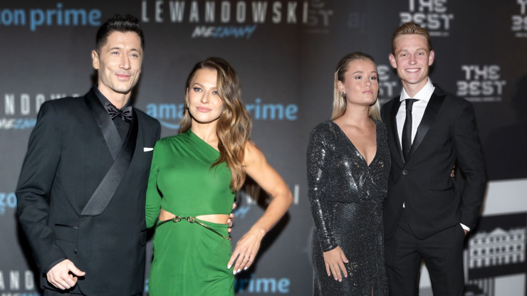 Fotbalisté Barcelony mají krásné manželky.