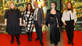 Módní policie z premiéry pohádky: Miroslav Táborský se vyšperkoval veselou kravatou, Martina Preissová ukázala nové vlasy