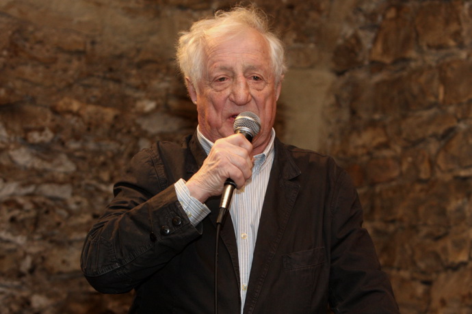 Vilu si zpěvák upravil v severském stylu, velmi mu totiž imponovala Skandinávie.