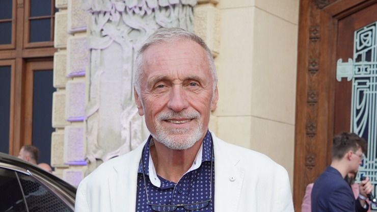 Mirek Topolánek navštívil festival v Karlových Varech. 