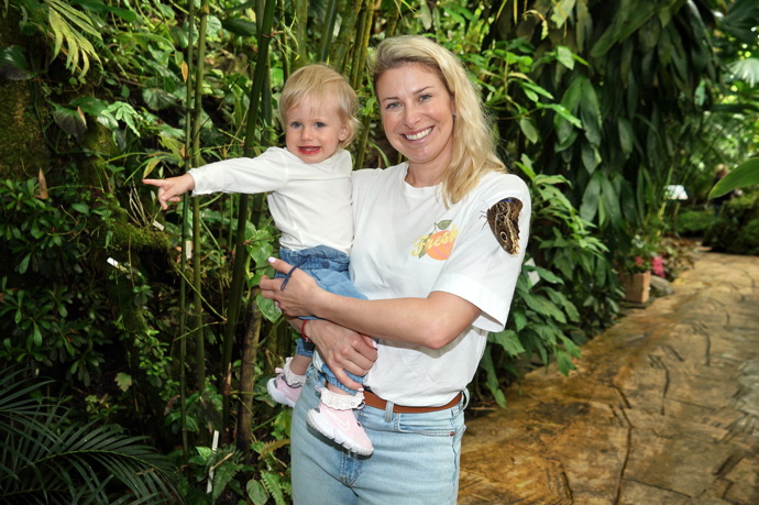 Navštívily například slavný skleník Fata Morgana.