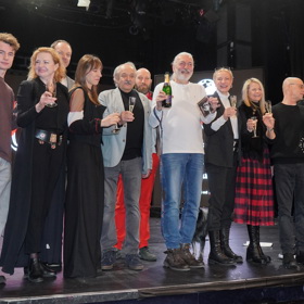 Herci a tvůrci muzikálu Dracula pokřtili nové CD.