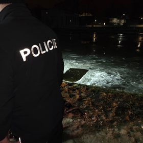 Jedna z dívek bohužel zemřela.