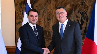 FOTO: Izraelský ministr zahraničí Gideon Sa'ar a český ministr zahraničí Petr Macinka.