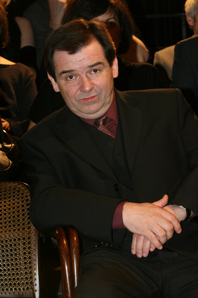 Před veřejnosti tajil svůj vážný zdravotní stav. Následují fotky ze seriálu Četnické humoresky, kde si Erik Pardus zahrál.