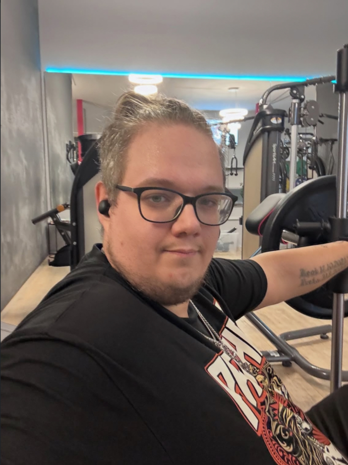 Kuba dokumentuje svou cestu. 