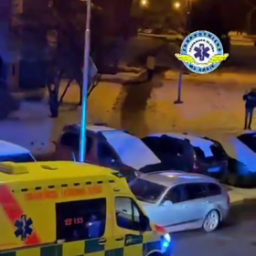 Muž blokoval průjezd sanitky. 