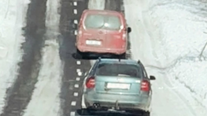 FOTO: Sarah Haváčová odvezla Ukrajincům auta.