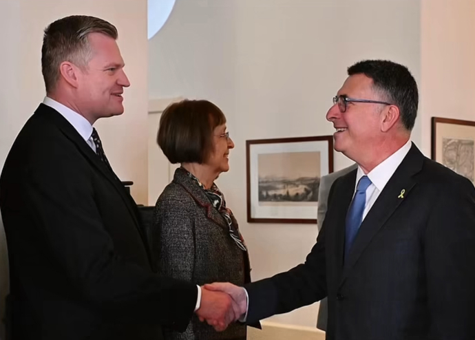 Filip Turek a Gideon Sa'ar. 