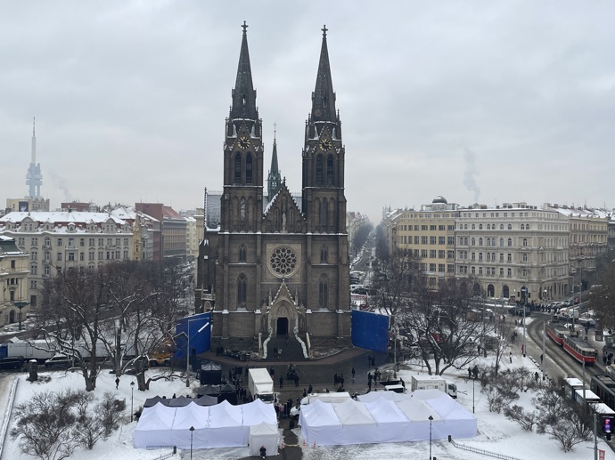Centrum Prahy se proměnilo v New York. Může za to Netflix!