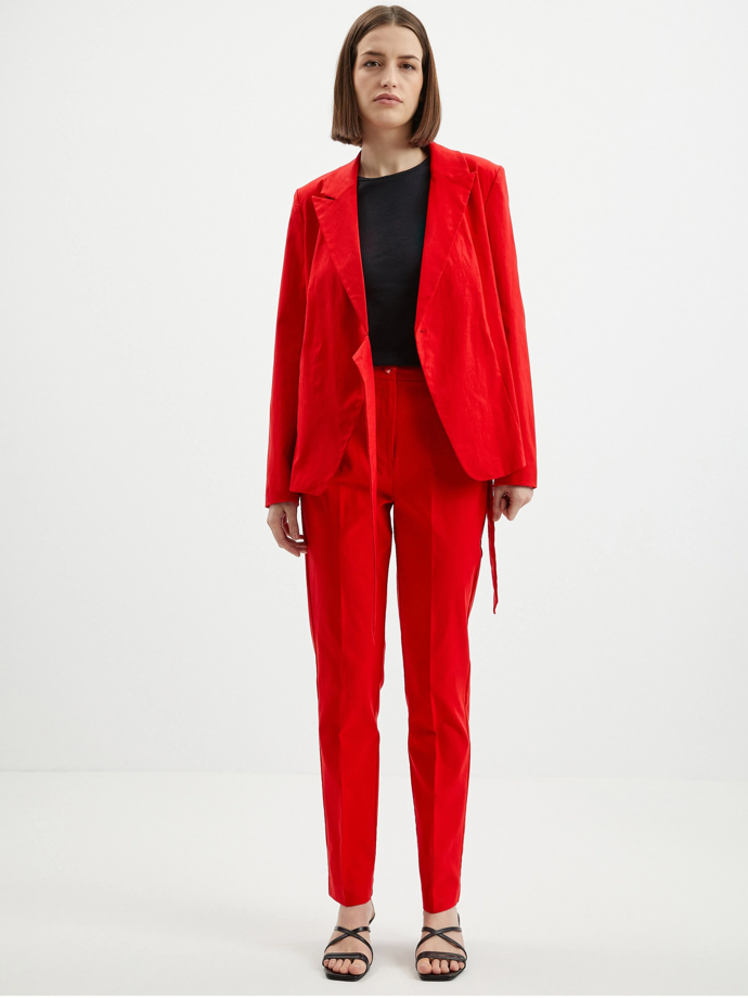 Kalhotový kostým, Orsay. Sako 1 399 Kč, kalhoty 799 Kč