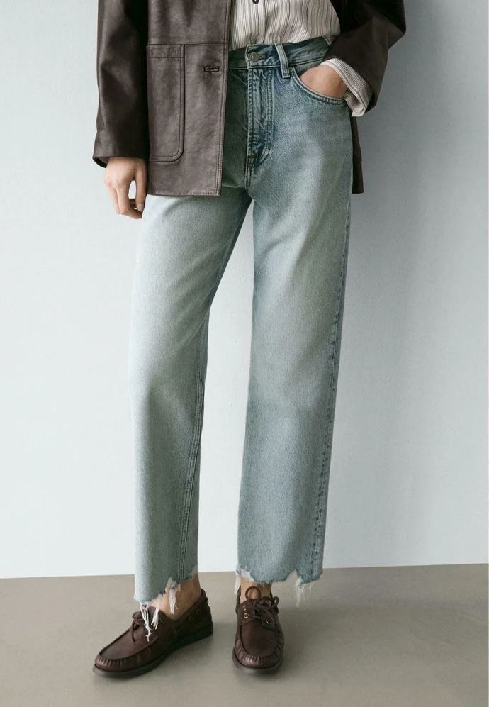 Rovné džíny s roztřepenými lemy, Massimo Dutti, 1599 Kč