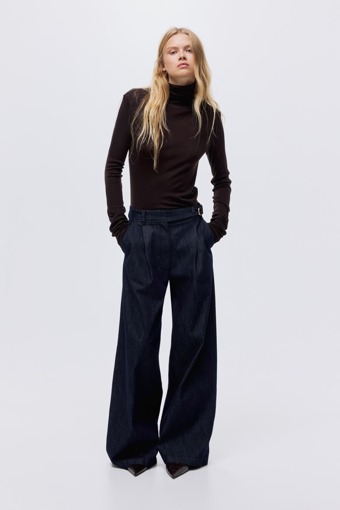 Džíny s širokými nohavicemi, H&M, 979 Kč