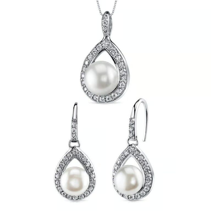 Kolekce stříbrných šperků s bílými perlami, Eppi, 7160 Kč