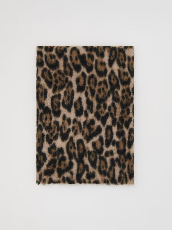 Šála s leopardím vzorem, Reserved, 459 Kč