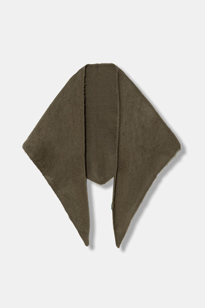 Šála z vlněné směsi, United Colors of Benetton, 899 Kč