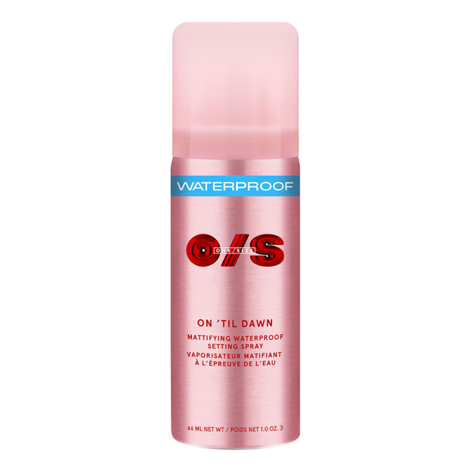 Voděodolný zmatňující a fixační sprej, ONESIZE, 890 Kč