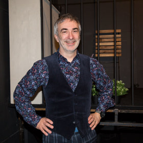 Petr Vacek se proslavil rolemi ve filmu Amerika a seriálu Ulice, vidět ho ale také můžete v Saturninovi.