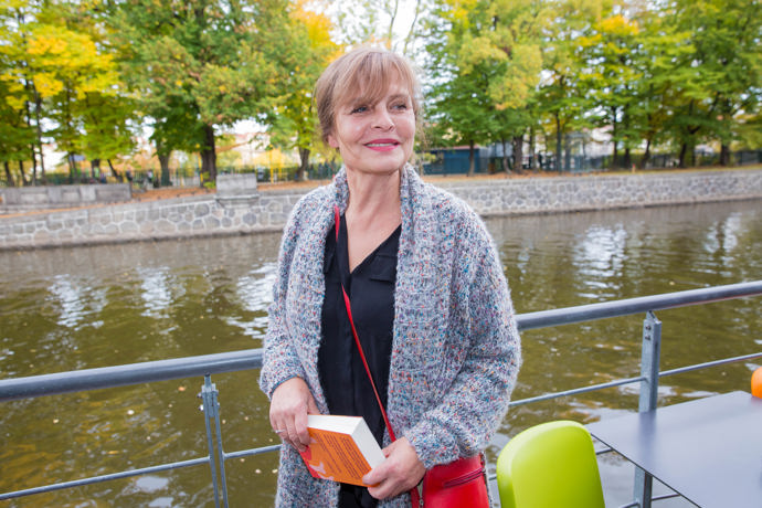 Jana vyrůstala s maminkou, její rodiče spolu nežili.