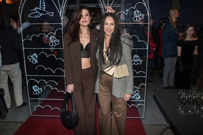 Monika Timková v podprsence a Michaela Tomešová v novém vzhledu.