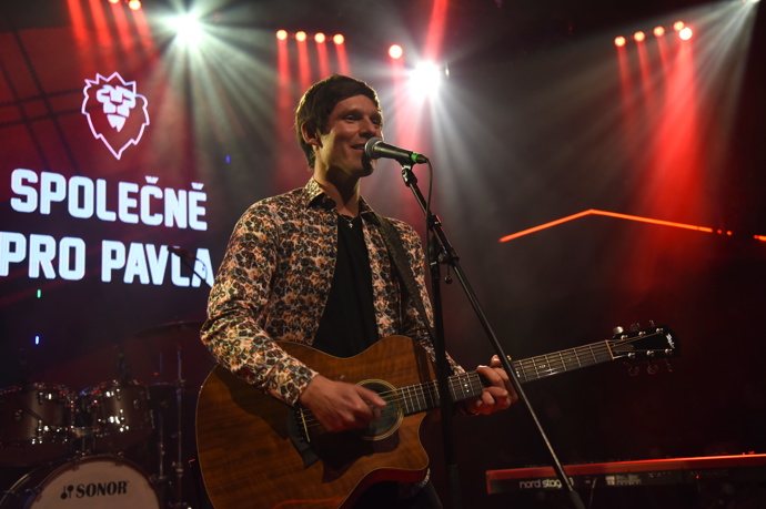 Zpěvák Pavel Callta.