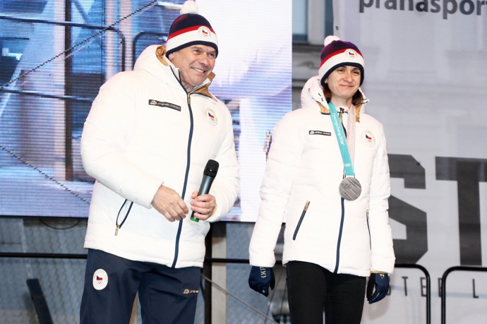 Martinu Sáblíkovou dovedl až na sportovní vrchol trenér Petr Novák (na snímku), který si jí všiml v jejích 11 letech před domem Sáblíkových ve Žďáru nad Sázavou.