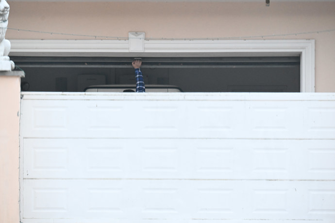 Dům Karlose Vémoly a Lely Ceterové zeje prázdnotou.