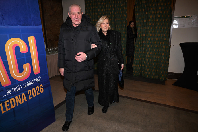 Zpěvačka Helena Vondráčková  a Martin Michal dorazili na premiéru.
