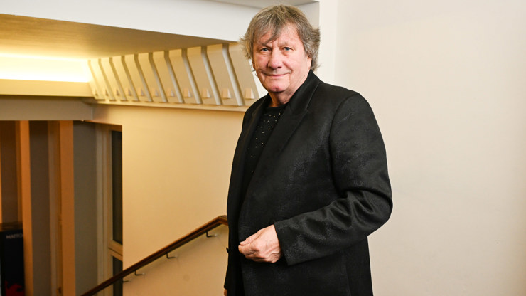 Stanislav Hložek na plese Spolu s hasiči. 