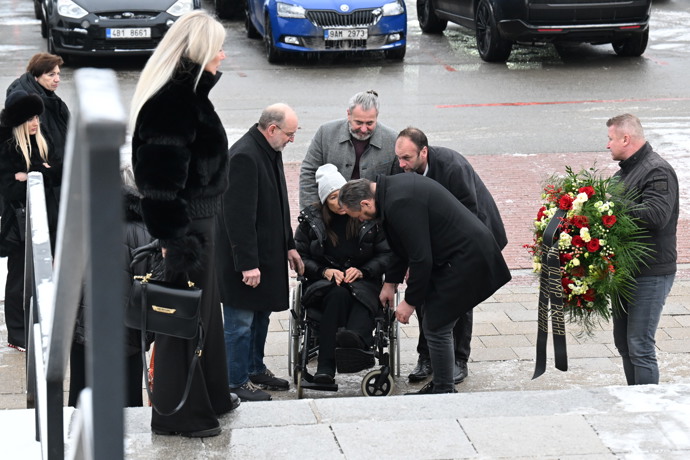 Rodina a přátelé se v Brně loučí s hercem Pavlem Nečasem. 