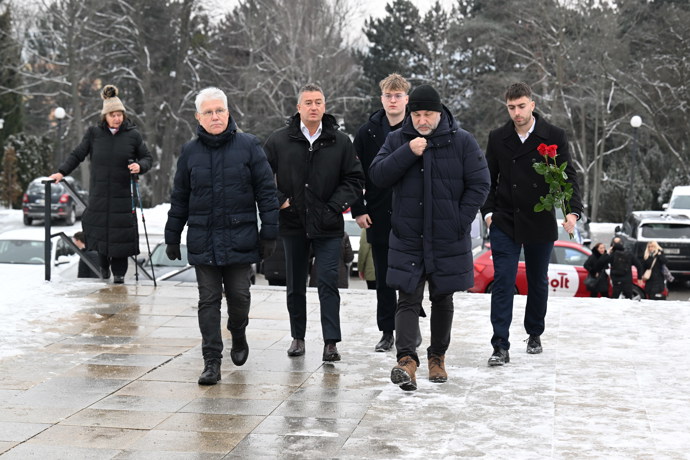 Rodina a přátelé se v Brně loučí s hercem Pavlem Nečasem. 