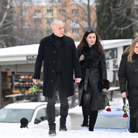 Lukáš Vaculík se spolu s Reginou Řandovou přišli rozloučit s Pavlem Nečasem. 
