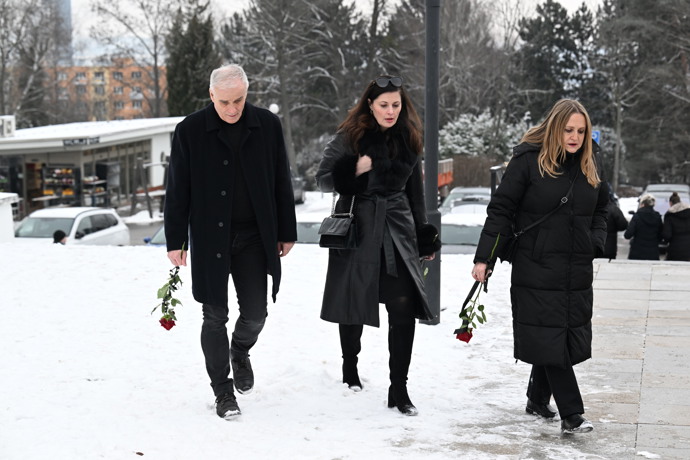 Lukáš Vaculík a Regina Řandová přišli dát sbohem Pavlu Nečasovi.
